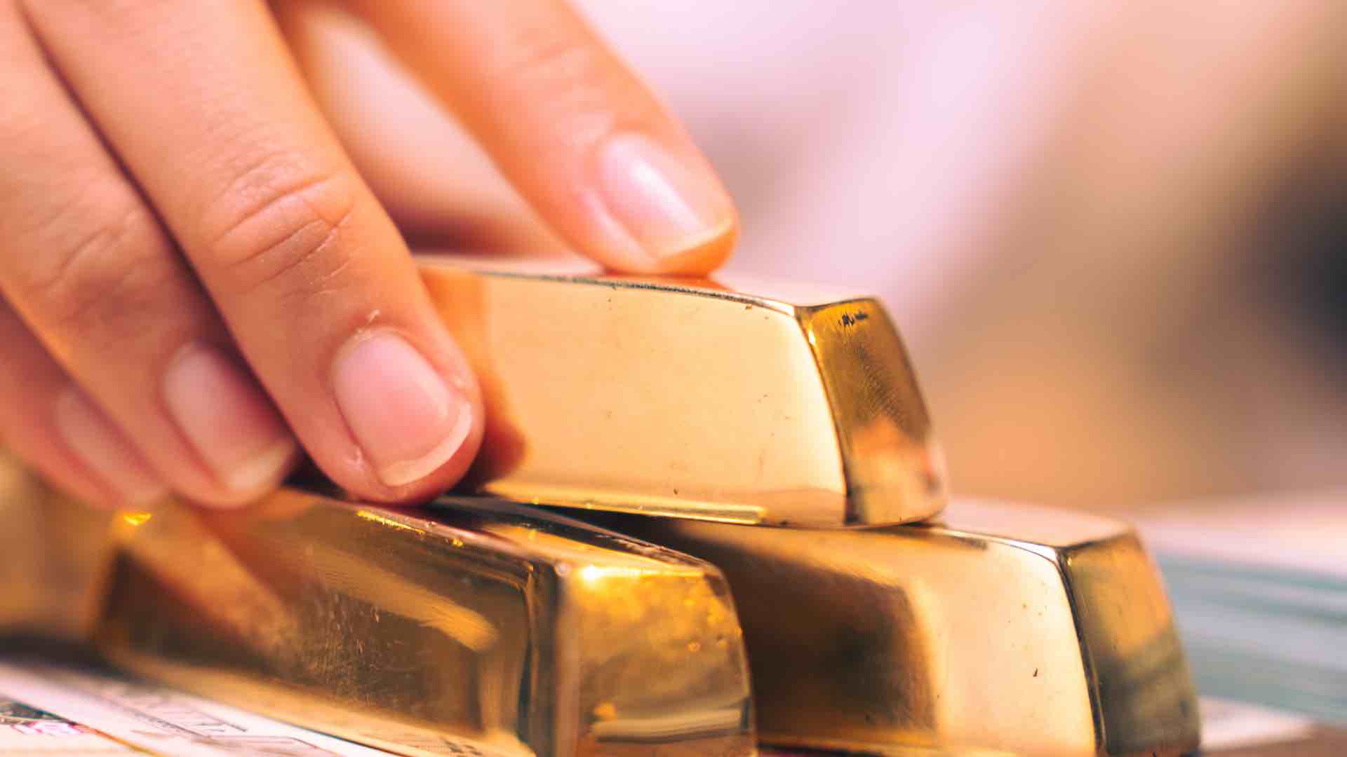 Russia to boost gold purchases to $92 million a day starting today